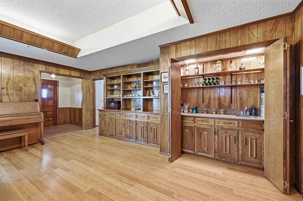 12099 Cr 1028 Property Photo 10