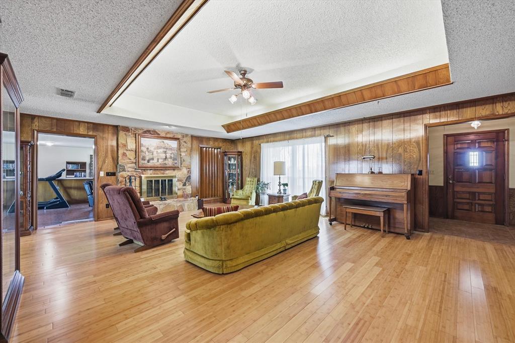 12099 Cr 1028 Property Photo 11