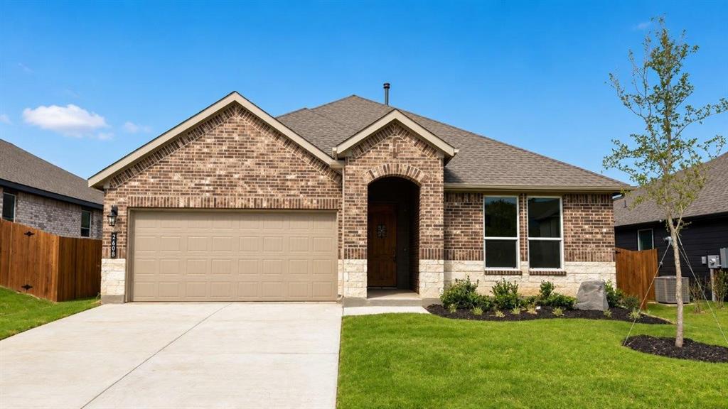 2608 GOLDFINCH Drive Property Photo 1