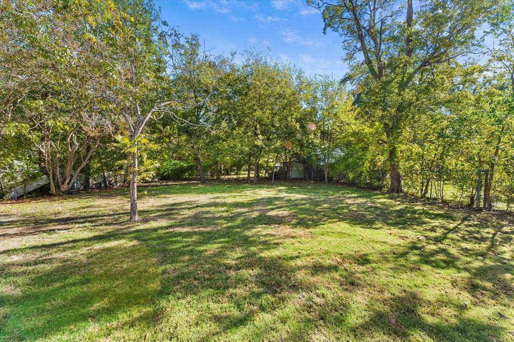 3907 Simonds Street Property Photo 6
