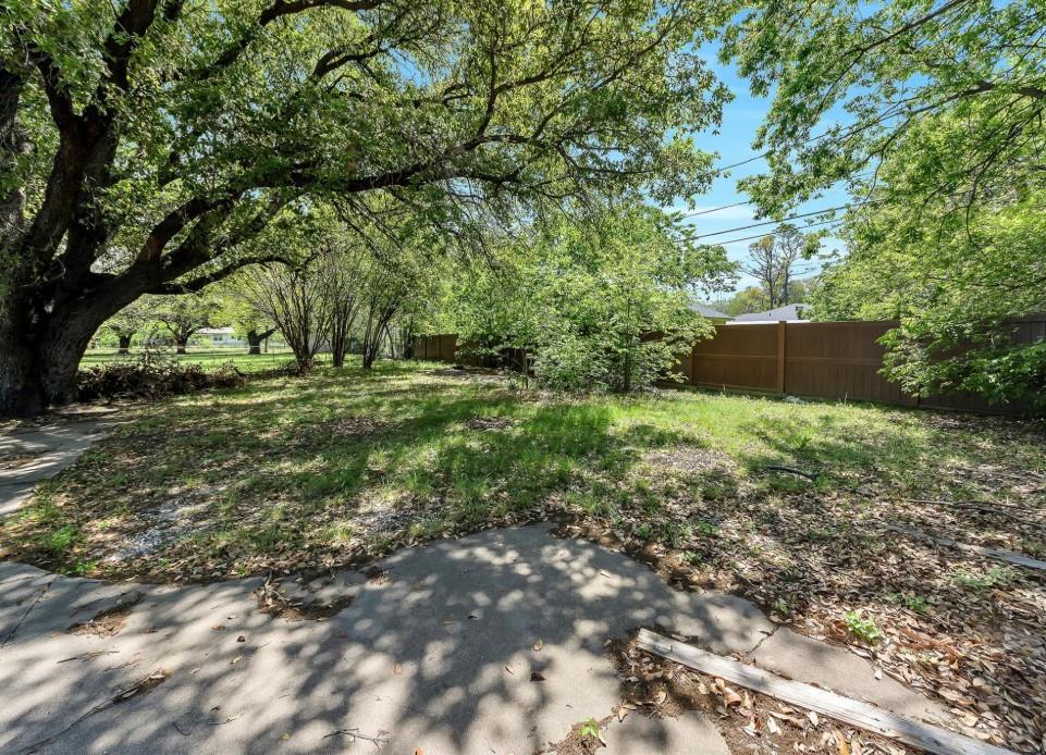7294 Glenview Drive Property Photo 29