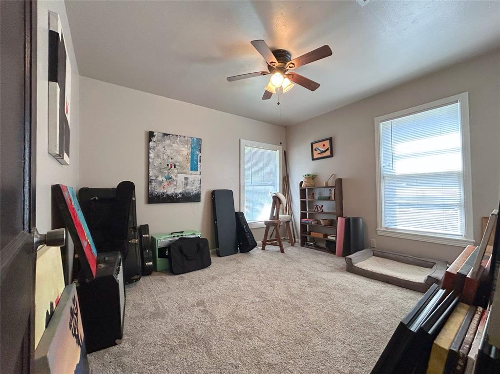 516 Harlem Avenue Property Photo 14