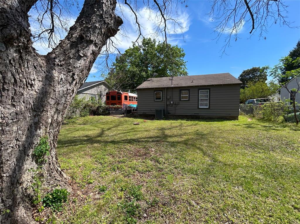 516 Harlem Avenue Property Photo 17