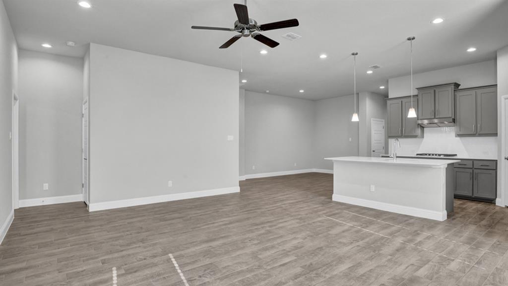 2616 Goldfinch Drive Property Photo 8