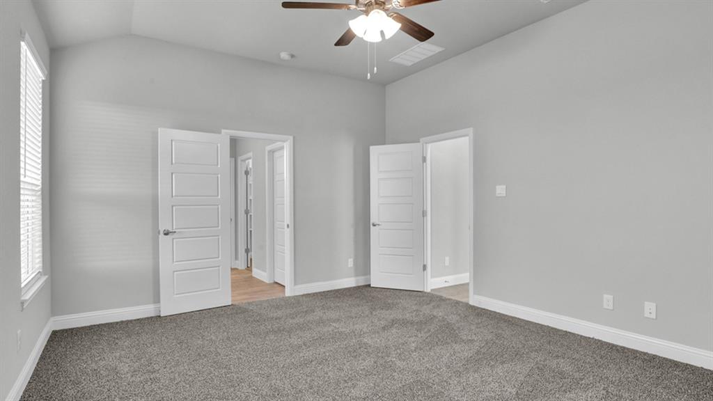 2616 Goldfinch Drive Property Photo 11