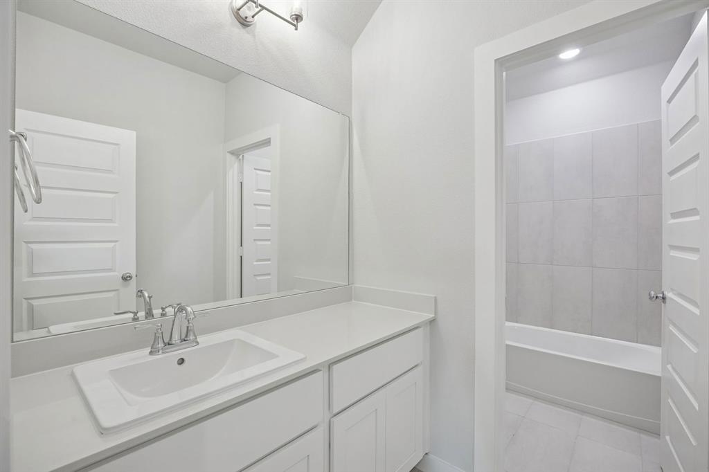 2103 Sunshining Road Property Photo 36