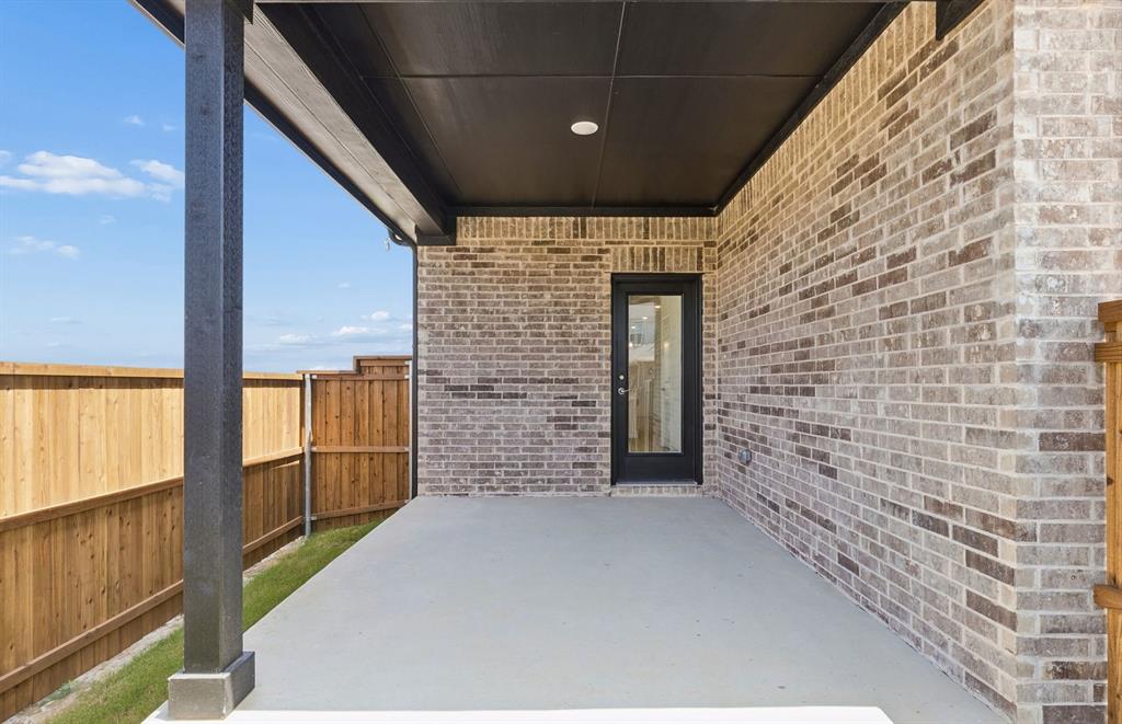 1316 Holmes Street Property Photo 16