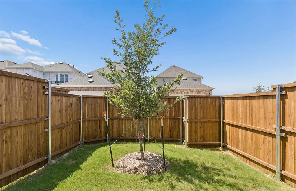 1316 Holmes Street Property Photo 17
