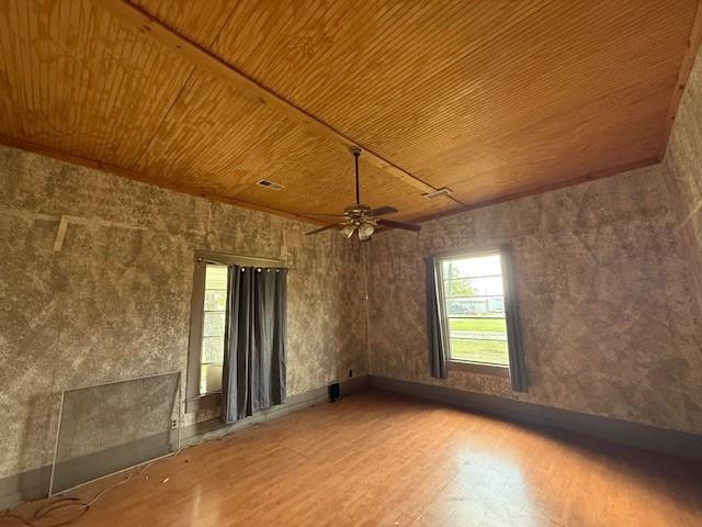 950 W Bonham Avenue Property Photo 6