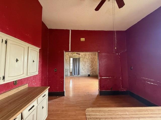 950 W Bonham Avenue Property Photo 9