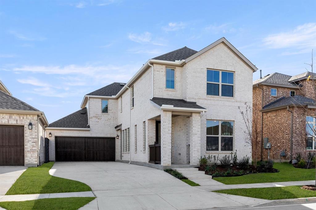 1124 Amaryllis Lane