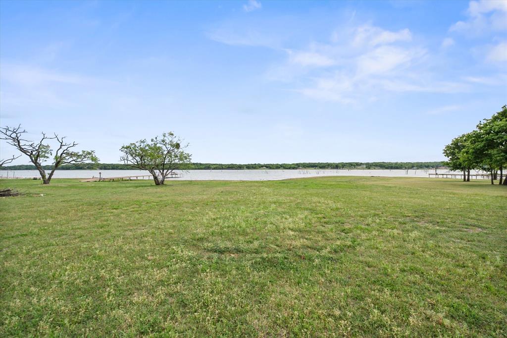 203 County Road 3124a Property Photo 32