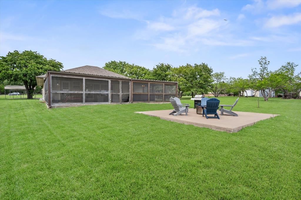 203 County Road 3124a Property Photo 33