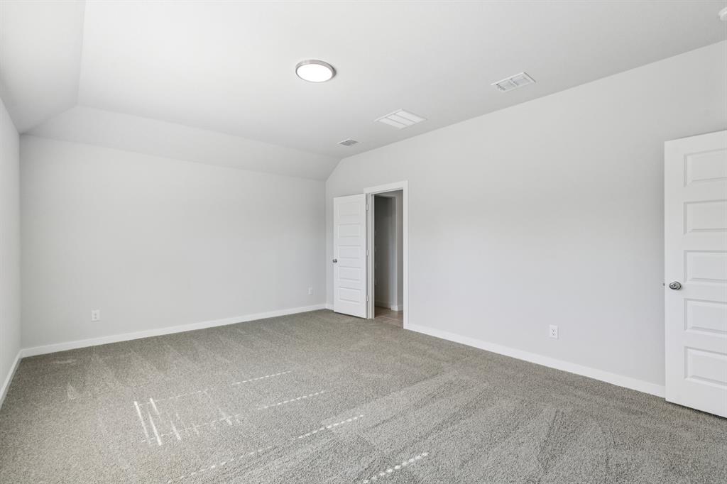 2107 Sunshining Road Property Photo 20
