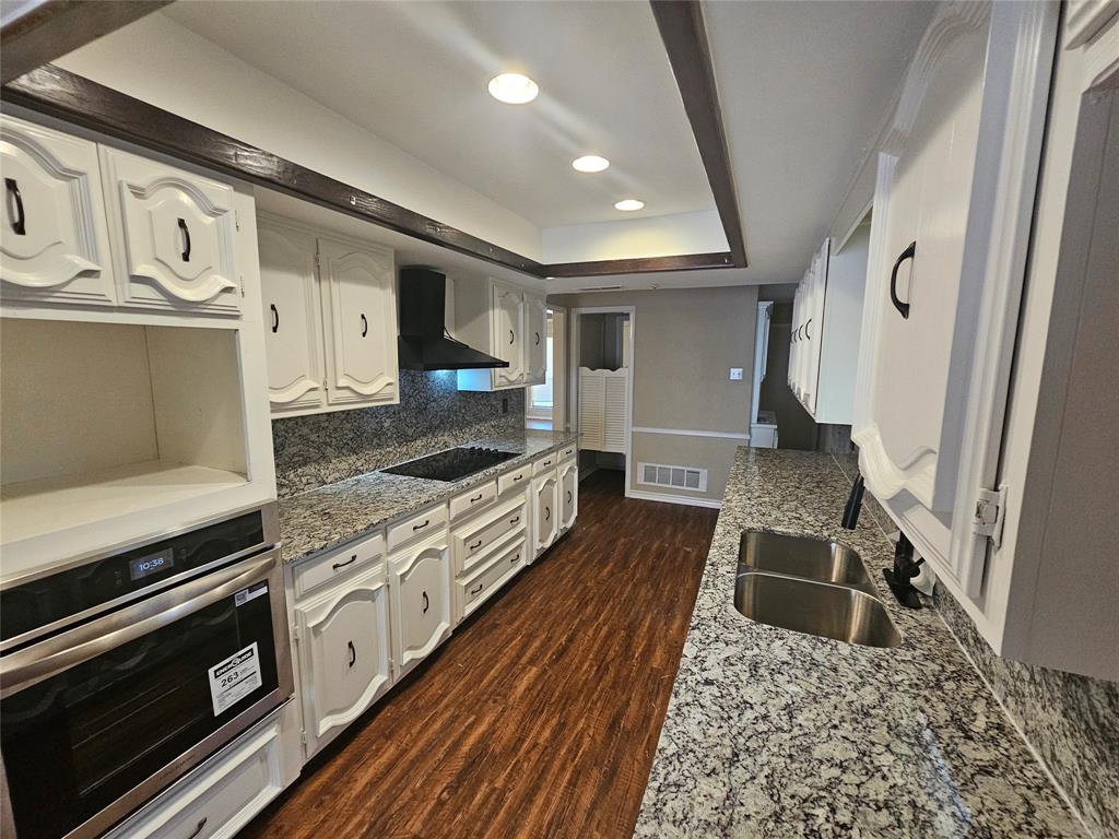 1340 Grand Teton Drive Property Photo 5