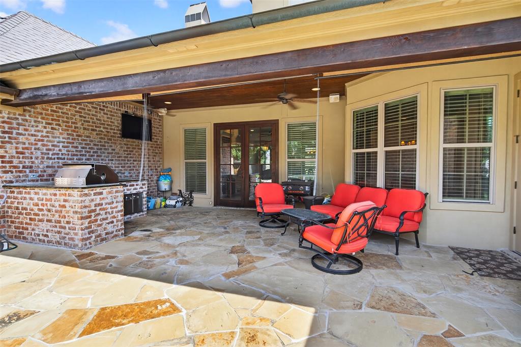 11010 Helens Way Property Photo 34