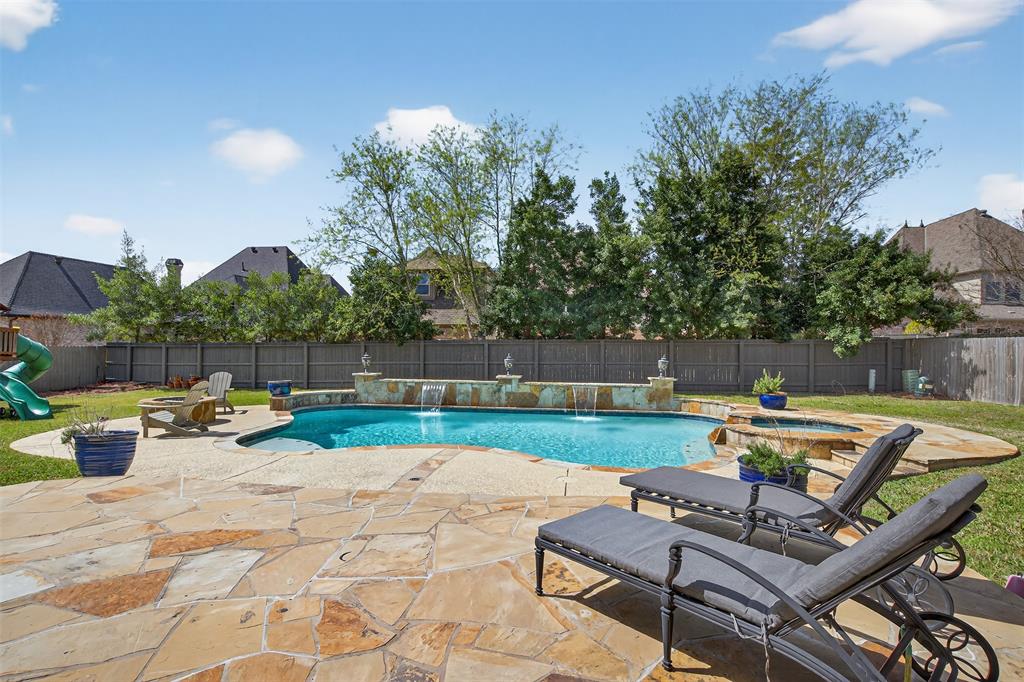 11010 Helens Way Property Photo 35