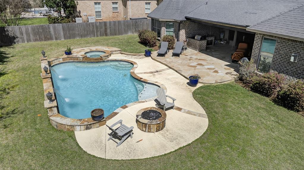 11010 Helens Way Property Photo 38