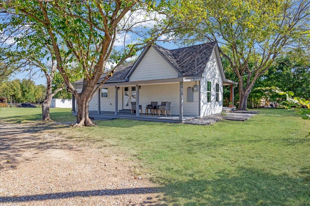 402 W Sam Rayburn Road Property Photo 4