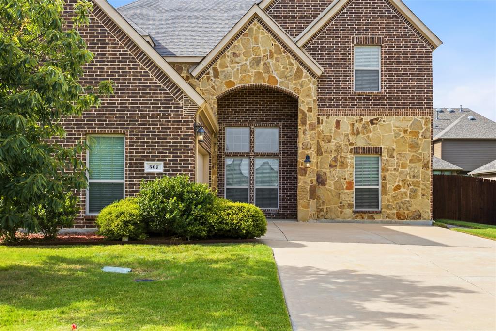 507 Landing Drive Property Photo 1