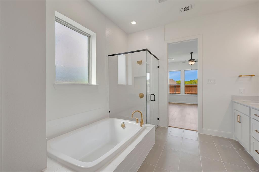 2829 Genuine Risk Court Property Photo 15