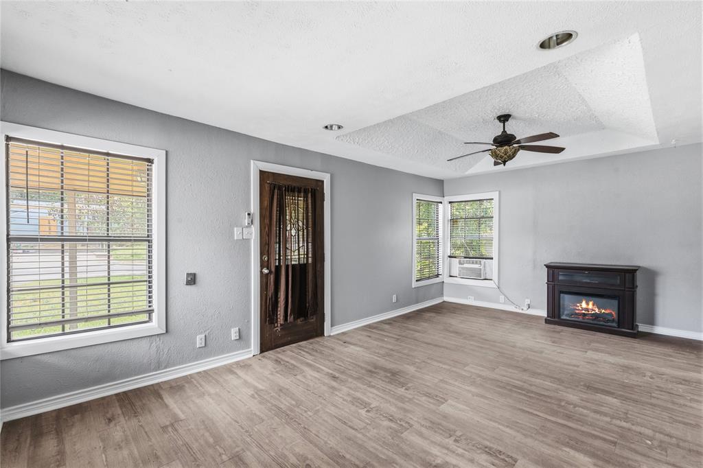 1212 Mclean Avenue Property Photo 5