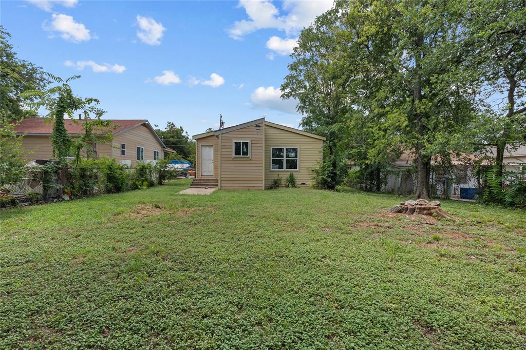1212 Mclean Avenue Property Photo 10