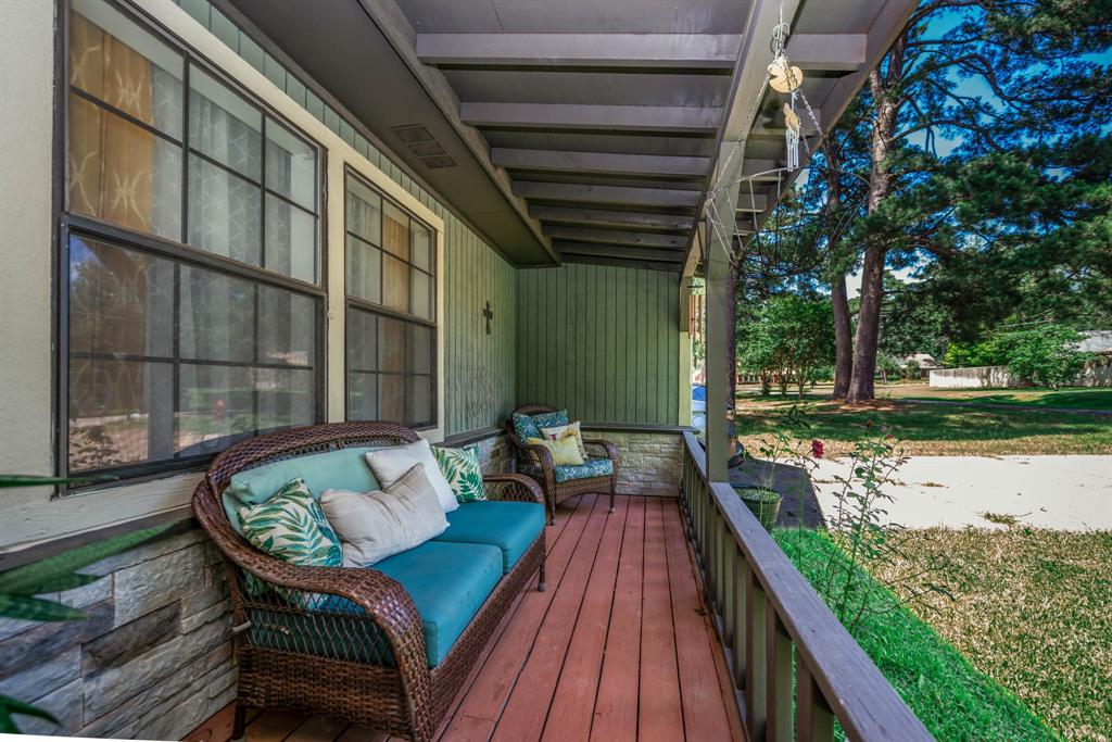 141 Cedar Street Property Photo 4