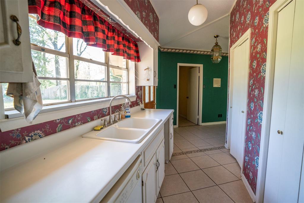 375 County Road 45080 Property Photo 6