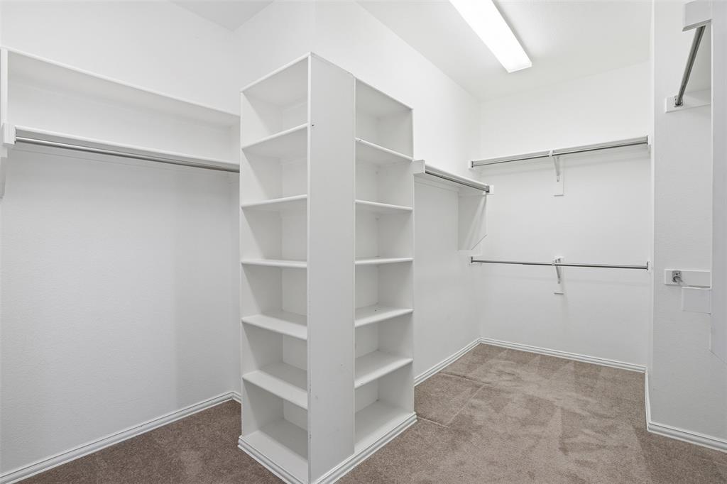 2013 Chessington Lane Property Photo 8