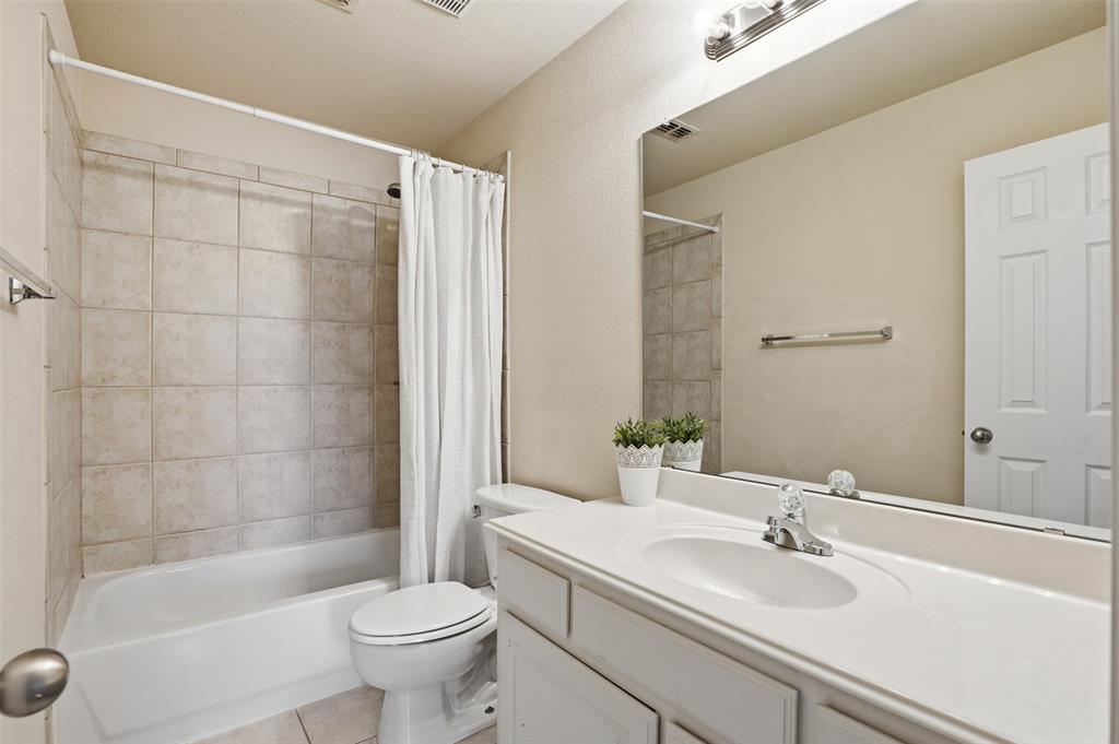 2013 Chessington Lane Property Photo 26