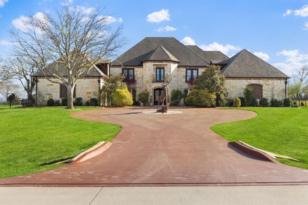 332 Sedona Falls Drive Property Photo 1