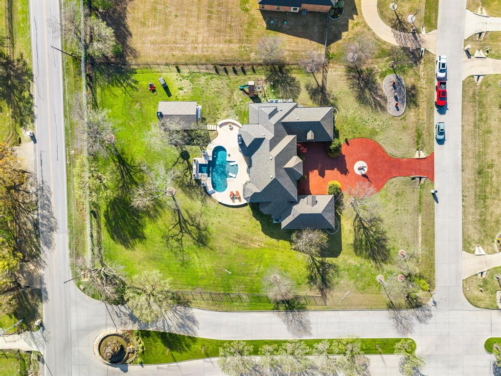 332 Sedona Falls Drive Property Photo 40