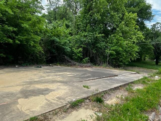 1105 Fairfield Avenue Property Photo 2