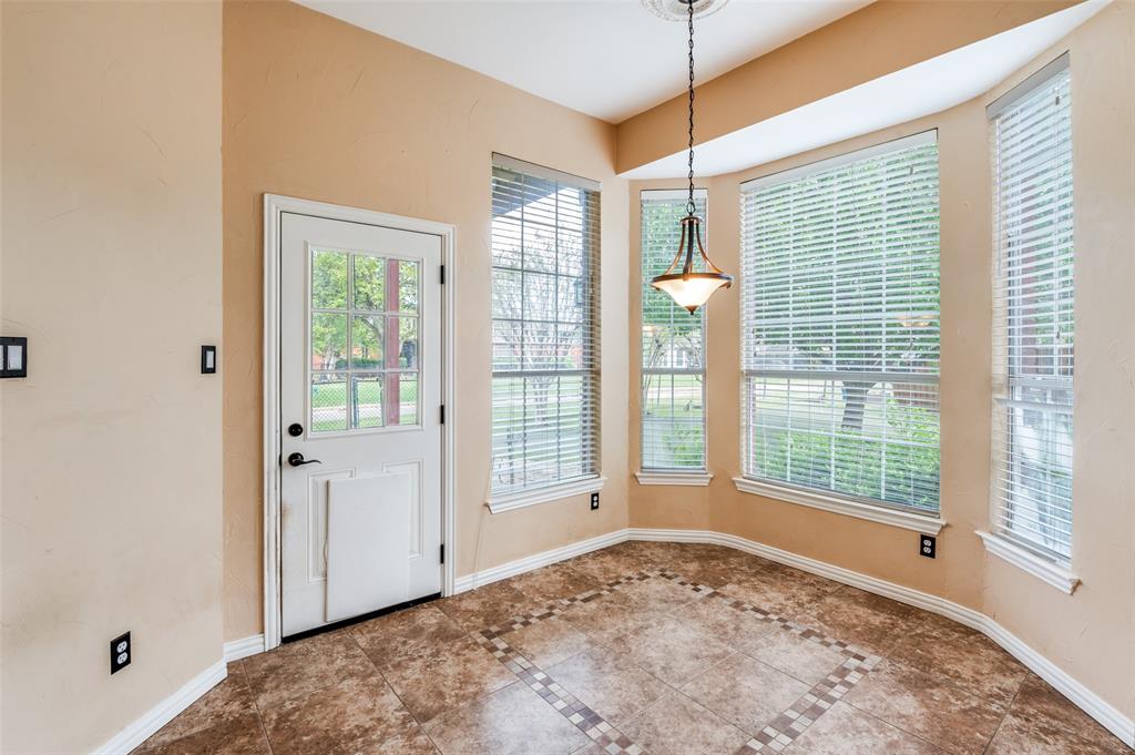 5613 Vicksburg Place Property Photo 9
