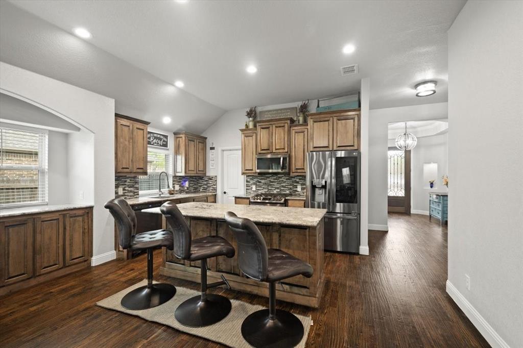 4302 Gleneagles Property Photo 6