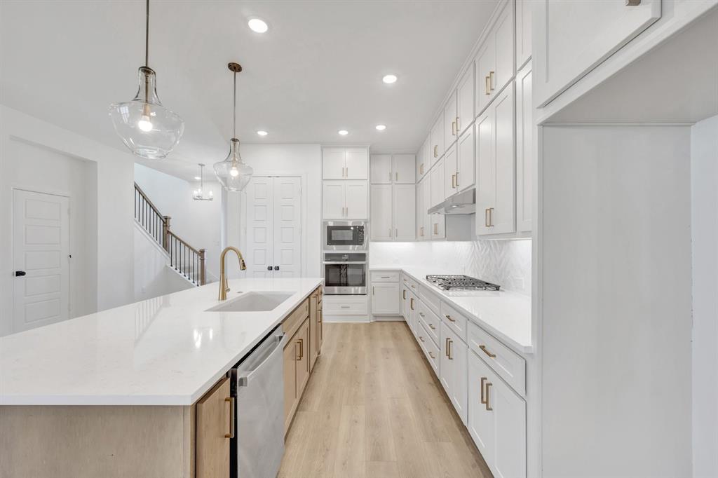 1321 Roundup Way Property Photo 10