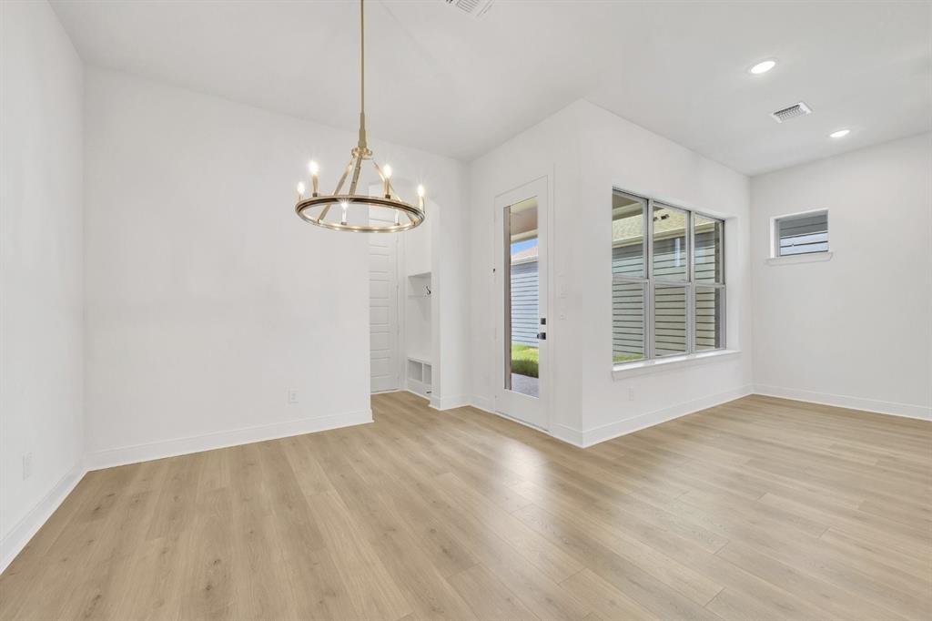 1321 Roundup Way Property Photo 19