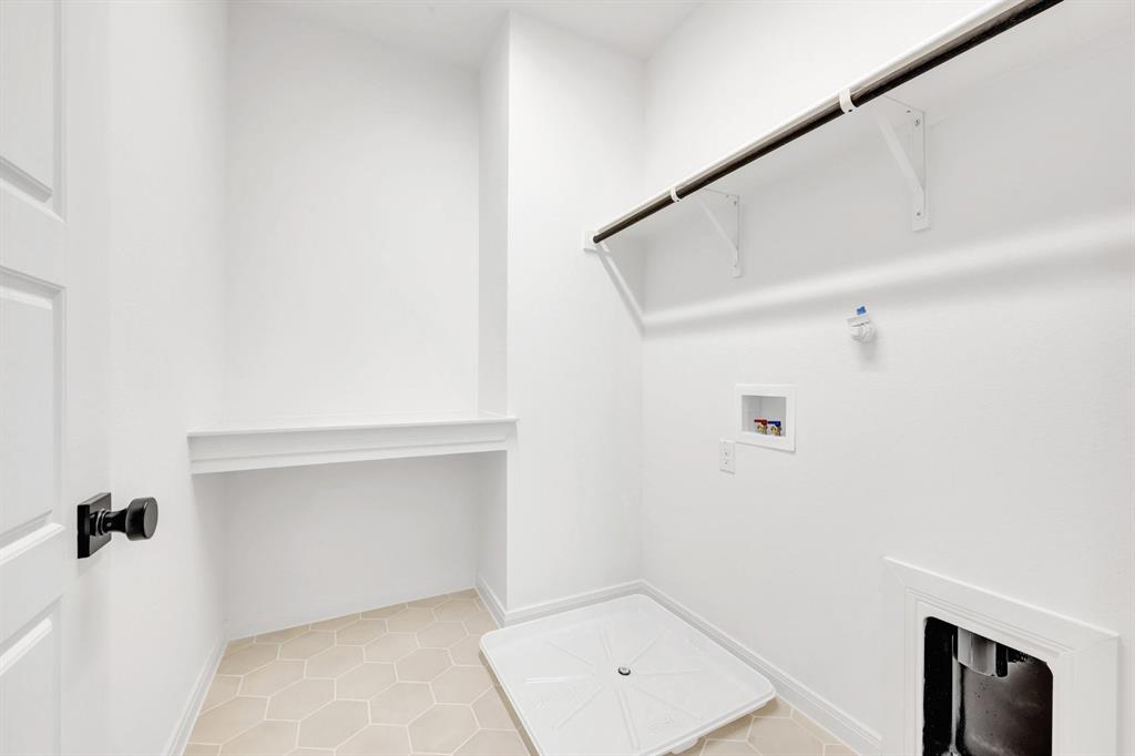 1321 Roundup Way Property Photo 28