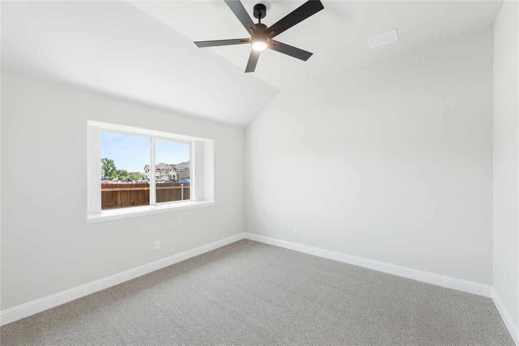 179 Creekside Drive Property Photo 28