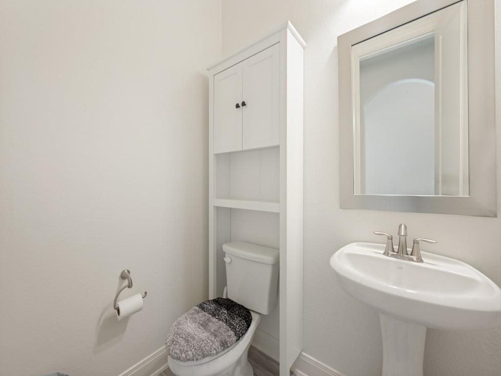 102 White Oak Drive Property Photo 31