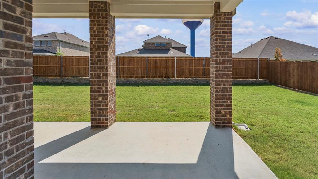 9516 Bently Boulevard Property Photo 8