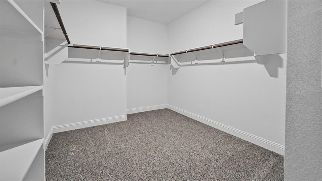 9516 Bently Boulevard Property Photo 18