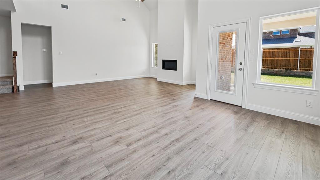 9516 Bently Boulevard Property Photo 29
