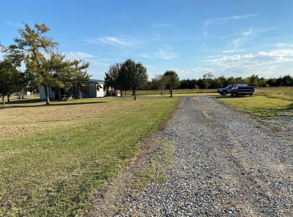 369 Private Road 4521 Property Photo 6