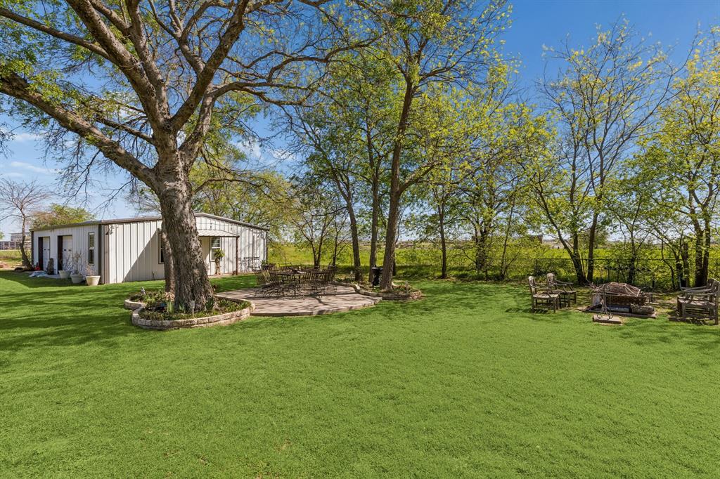 110 S Walnut Property Photo 31