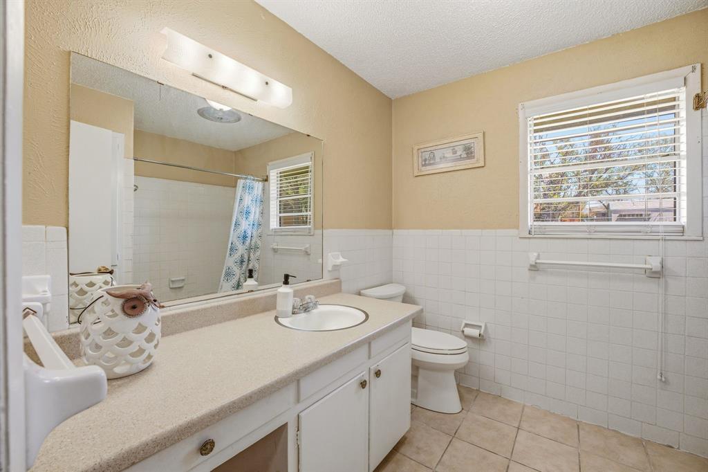 925 N Kirk Street Property Photo 17