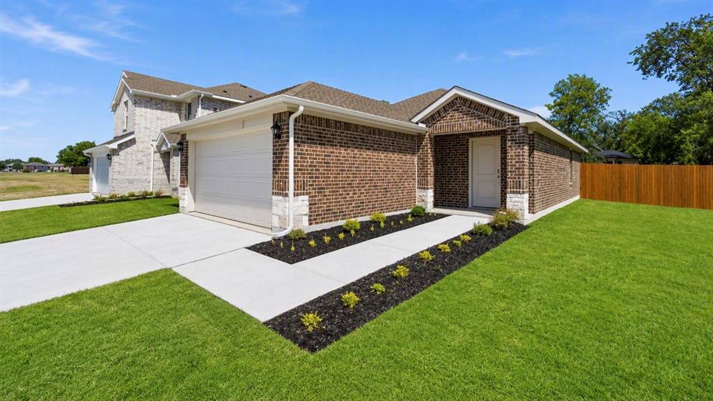 1919 Glory Drive