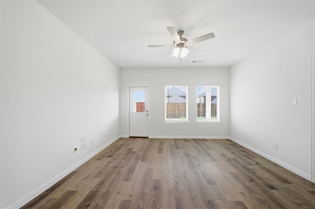5207 Millbrook Drive Property Photo 13