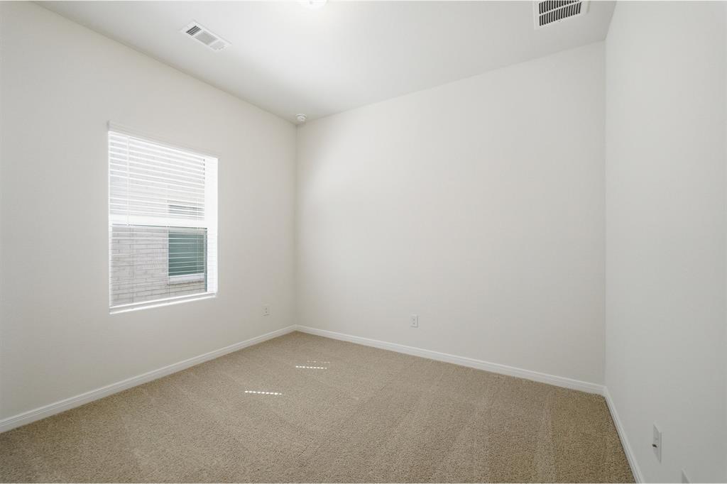 5207 Millbrook Drive Property Photo 21